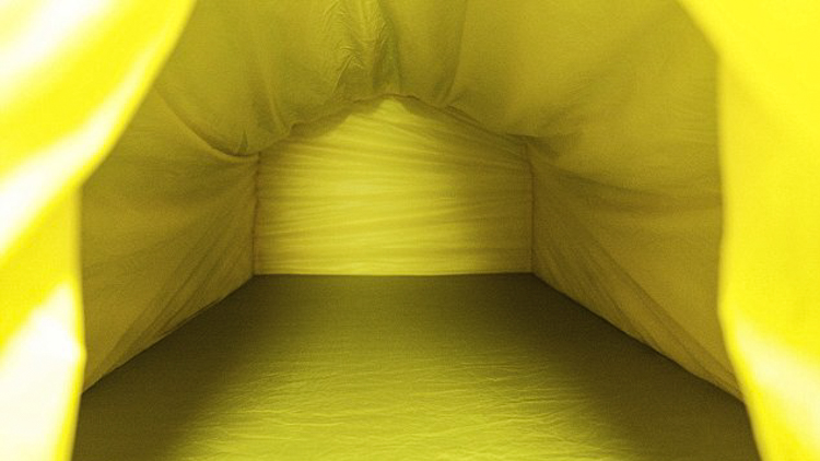 6_sleeping-bag-and-tent-hybrid